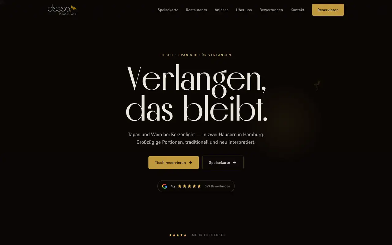 Dunkler, eleganter Auftritt für eine Premium-Tapas-Bar in Hamburg